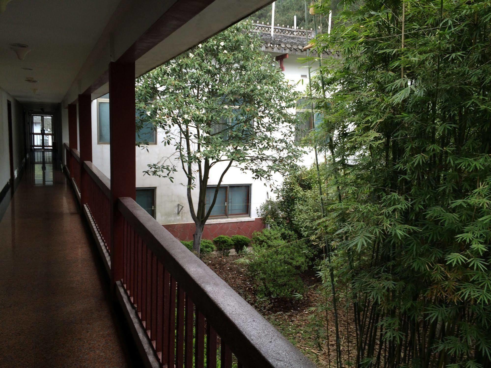 Pipaxi Hotel Zhangjiajie Exterior photo